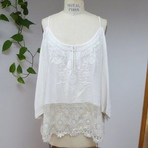 New Ecote white embroidered off shoulder bohemian tunic with crochet trim size S